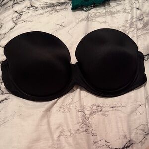 Women's Black Strapless Bra